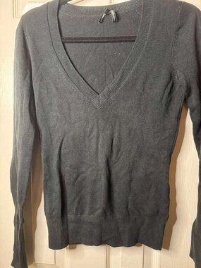 Take Out Black V-Neck Long Sleeve - Sexy & Chic